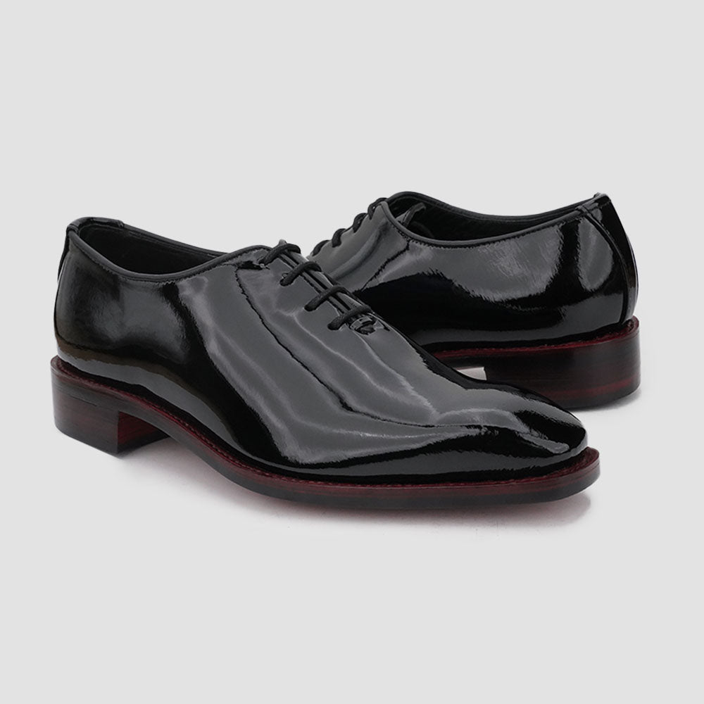Patent leather shoes for events
