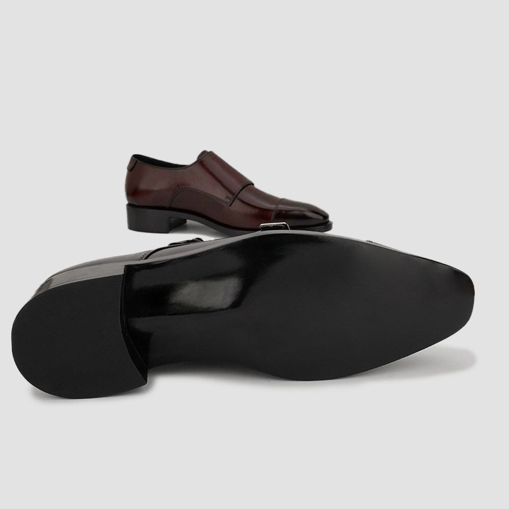 Top leather shoe brands in Pakistan