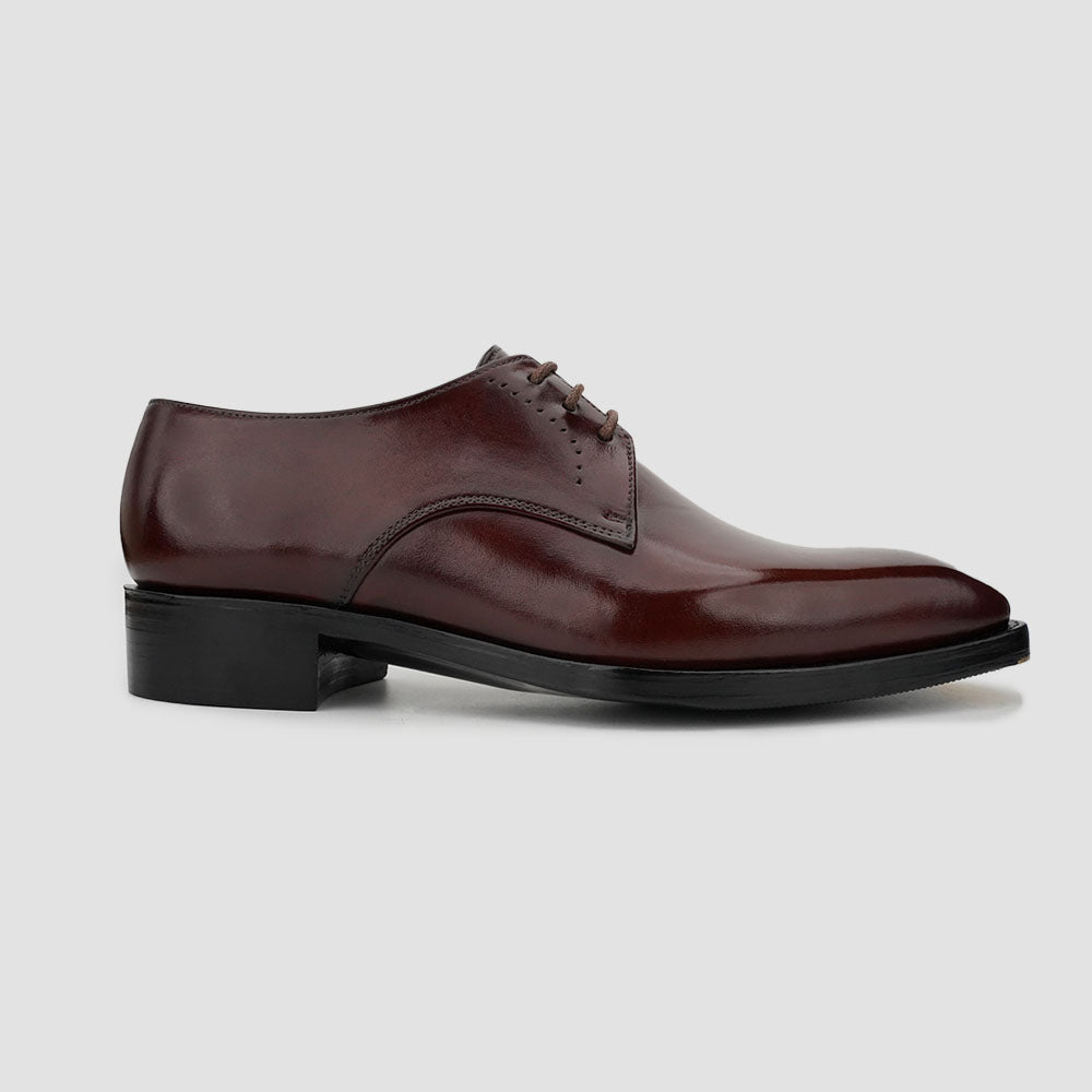 Office shoes for men in brown