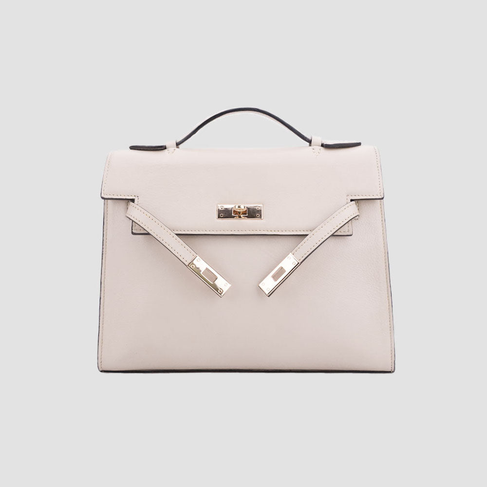 Women leather bags in Pakistan