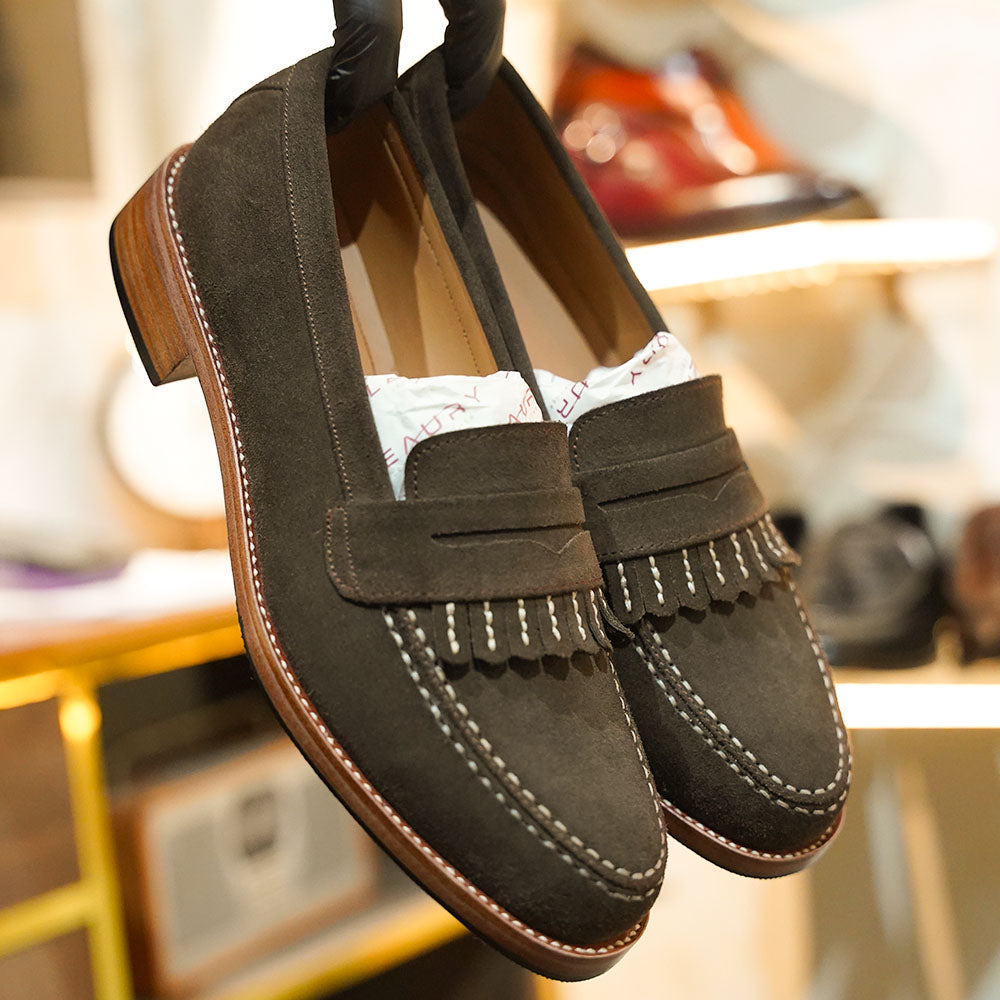 Best leather loafers in Pakistan