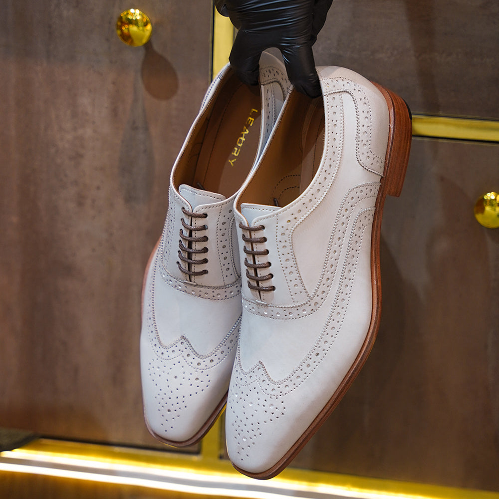 Premium men's Oxford shoes in white 