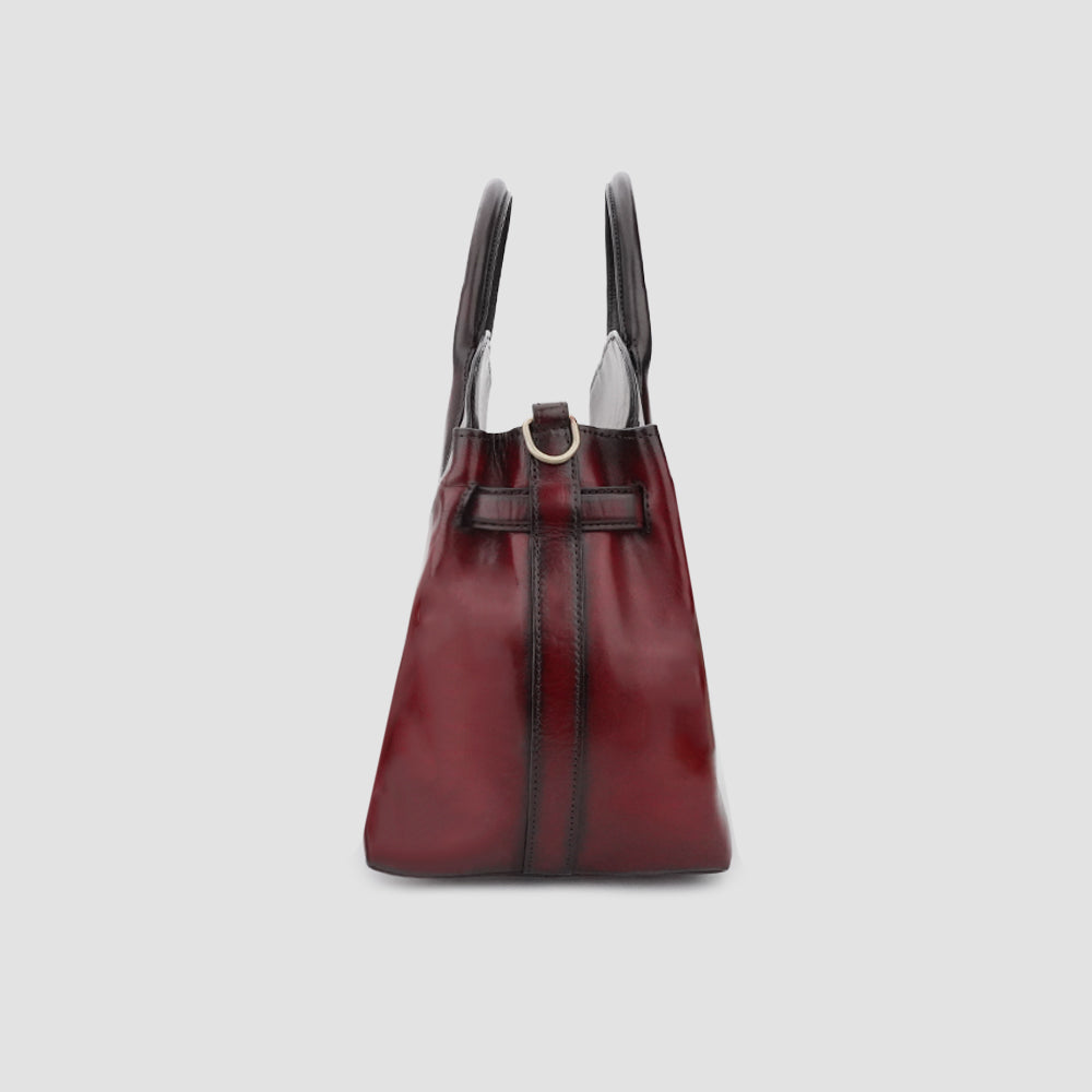 Leather carry all bag for her