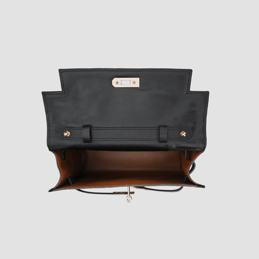 Daily wear leather handbag for her