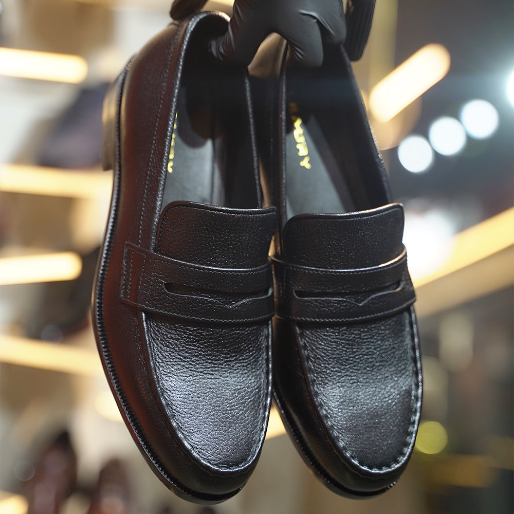 Best leather shoes brand in Pakistan